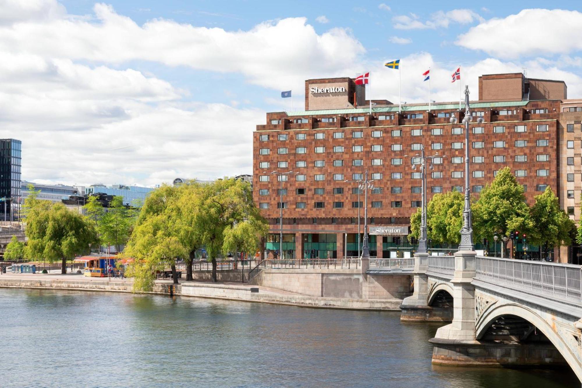 Sheraton Stockholm Hotel Esterno foto The Clarion Hotel on the River Thames